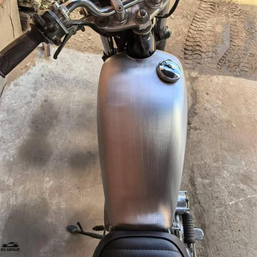 並行輸入品】 8L バイク ガソリン タンク ヤマハ SR400 500 2016年