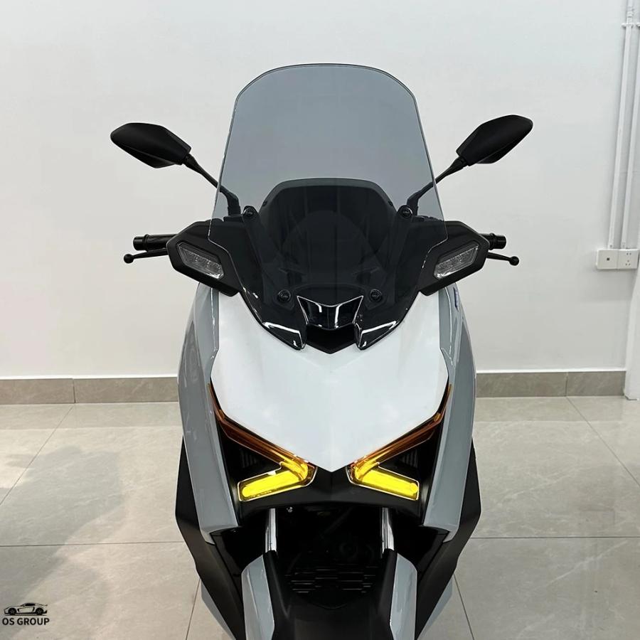 並行輸入品 ヤマハ XMAX125 XMAX250 300 V3 2025 バイク フロント