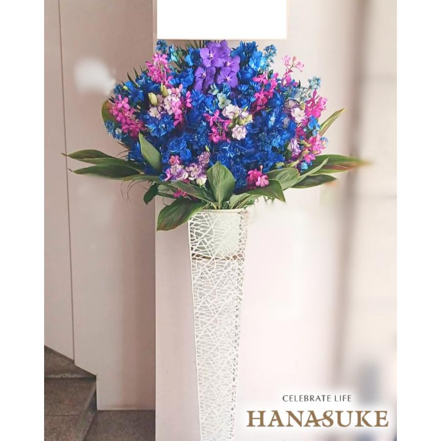スタンド花】フラワーコンシェルジュ厳選花屋の【青バラ入り】スタンド
