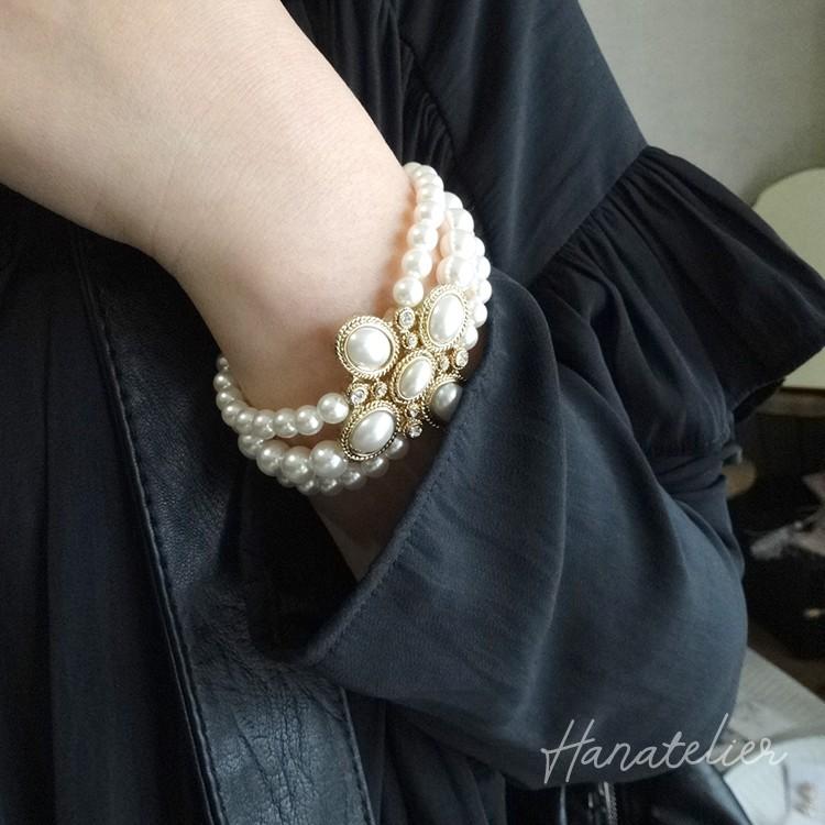 ヴィンテージ調classicalモチーフ付き3連パールブレスレット【メール便 
