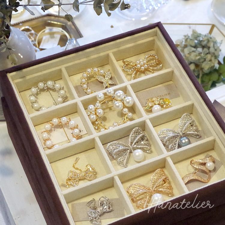 お花がくるくる回る！No5モチーフブローチ・大粒パール＆回るフラワー