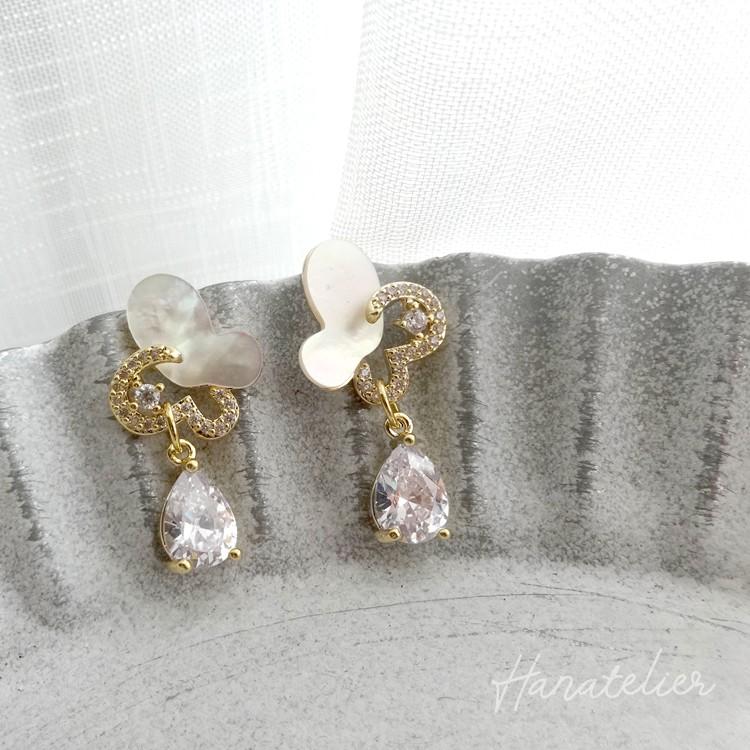 天然シェルバタフライ＆大粒キュービックジルコニアの14金メッキピアス 