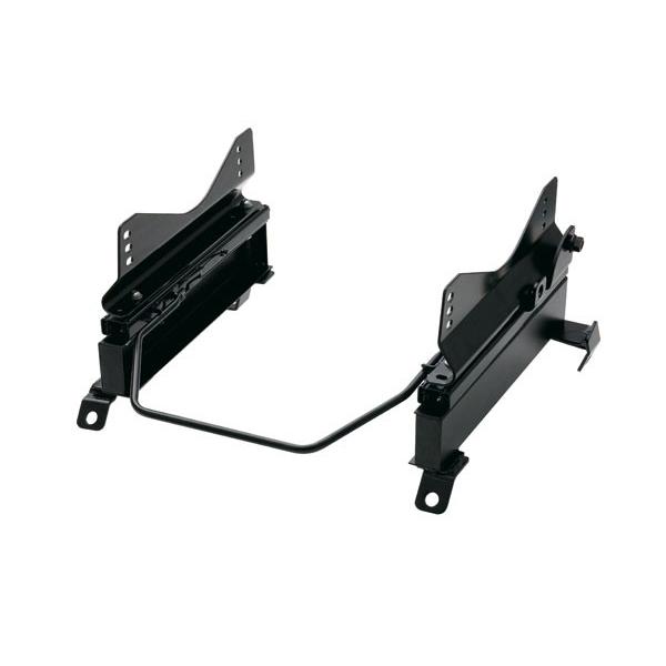 BRIDE(ブリッド) スーパーシートレールFBタイプ左側 トヨタ イスト NCP60,61,65 2002/05- 4WD含む 品番：T362FB