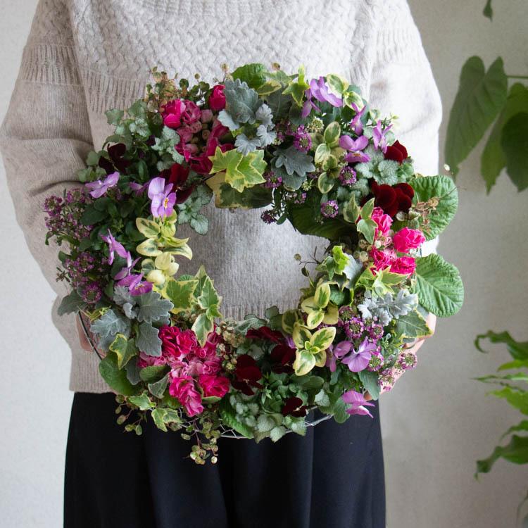 花うるる おまかせ／「季節の寄せ植えinアレンジリースLサイズ」完成品