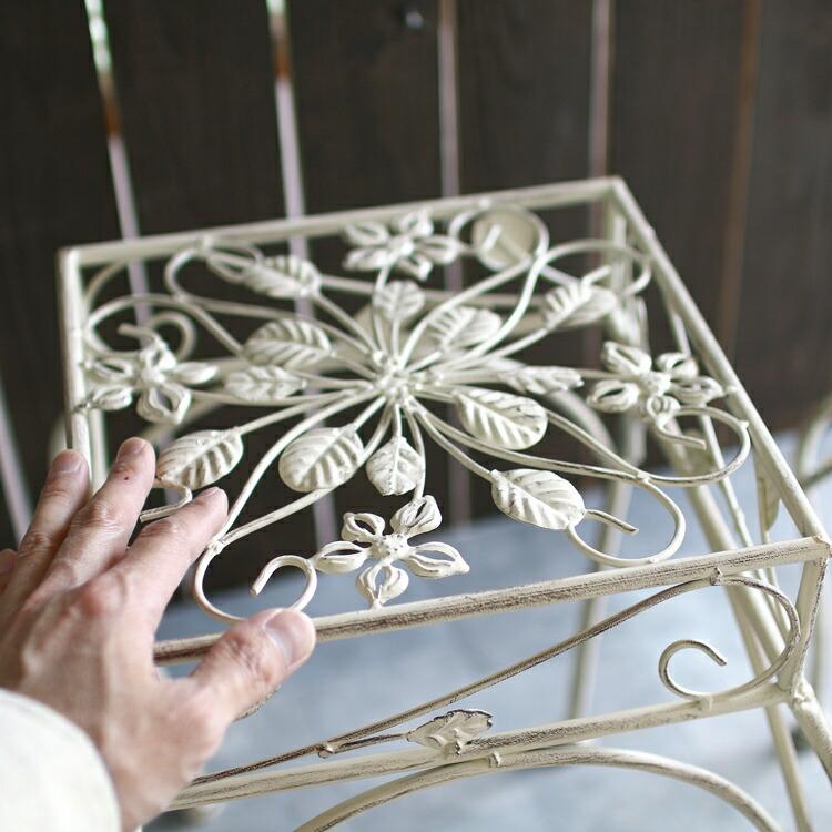 フラワースタンド 屋外 プランタースタンド 花台 角 M『AFS02-K20』 高さ34cm アイアン 屋外 室内 寄せ植え 玄関 バスケット プランター 花台ラック スタンド |  | 02