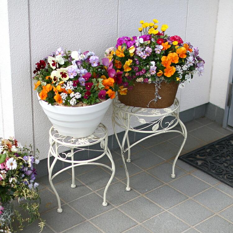 フラワースタンド 屋外 フラワースタンド 高さ34cm 丸 フラワースタンド小 Mサイズ Afs02 R25 室内おしゃれ アイアン アンティーク Siz Dd Afs02 R2ss 花うるる ハンギング 寄せ植え通販 通販 Yahoo ショッピング