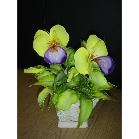 さっぴー　 アメリカンフラワー花瓶付きアレンジメント イイハナ】アレンジメント「Heart＆Strawberry」│花・フラワー