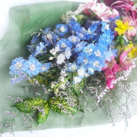 デルフィニュームの花束