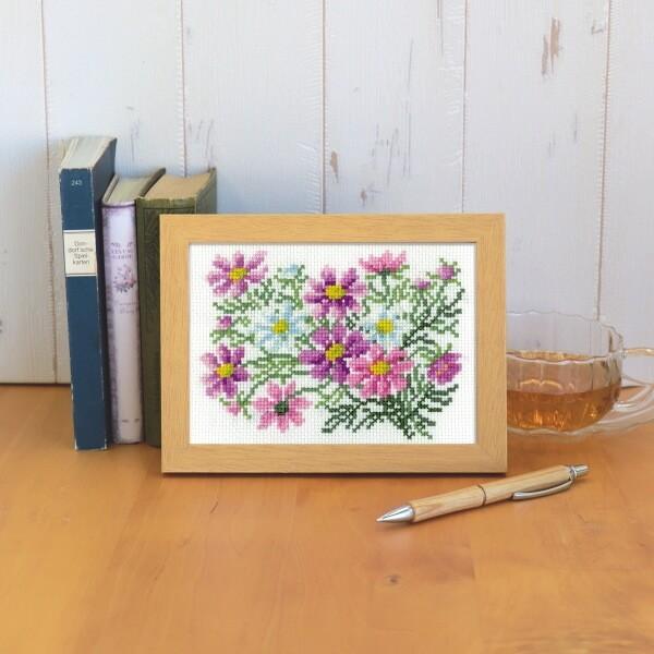 クロスステッチ 刺繍 キット 12ヶ月の花フレーム マリー・カトリーヌ