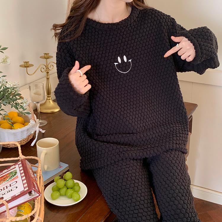 ルームウェア レディース パジャマ 部屋着 上下セット セットアップ 長袖 冬 可愛い おしゃれ もこもこ 防寒着 暖かい あったかい ナイトウェア |  | 04