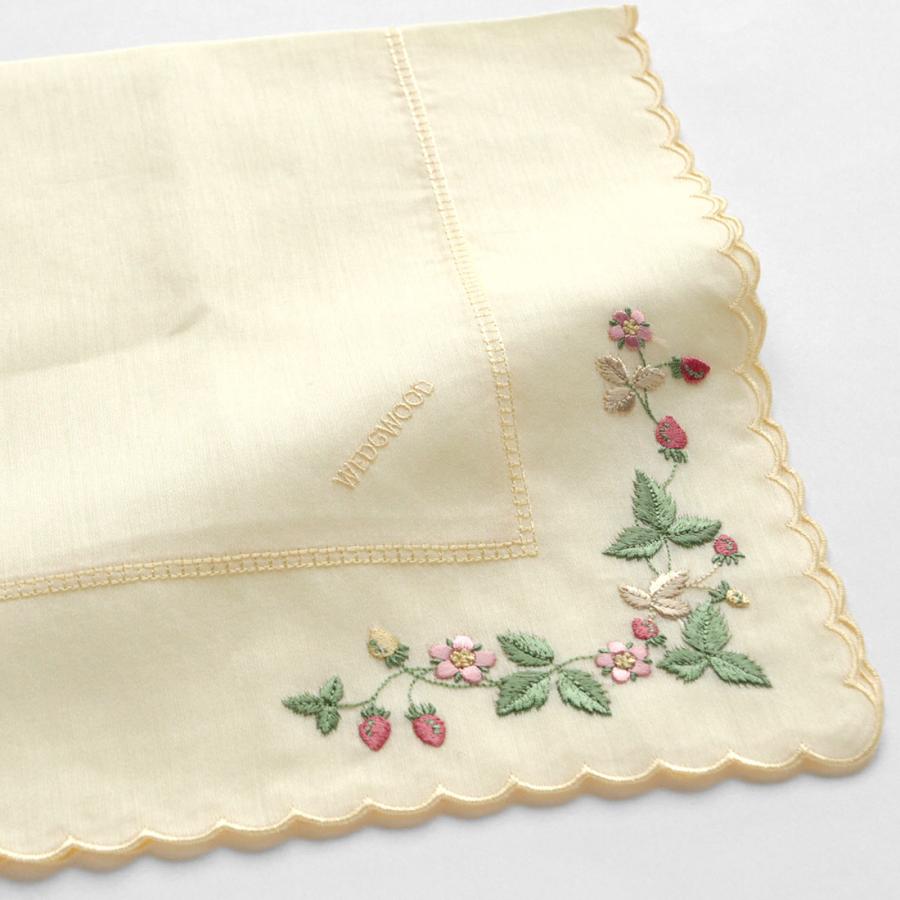 WEDGWOOD（ウェッジウッド） 刺繍ハンカチ ワイルドストロベリー