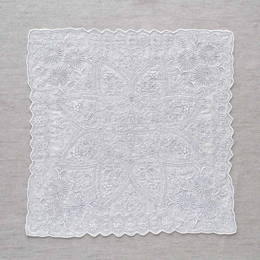 汕頭手刺繍　ハンカチ　静夜思 | ブライダル 結婚式 フォーマル ウェディング 結ギフト 刺繍 冠婚葬祭 白 花嫁 新婦 | ブランド登録なし | 01