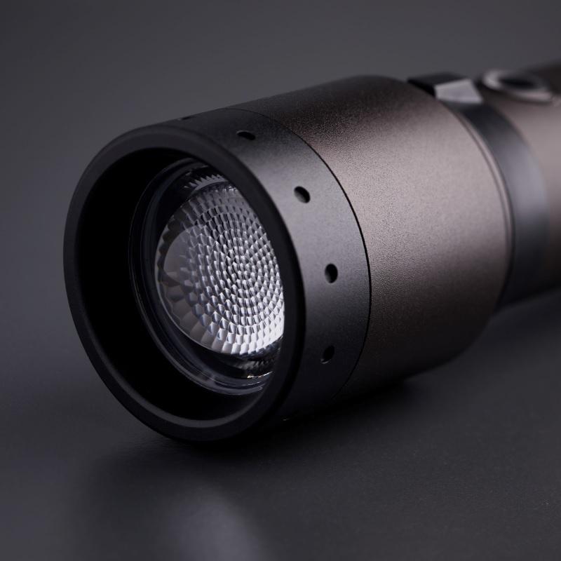 LEDLENSER（レッドレンザー） 充電式LEDライト P7R Signature 502190