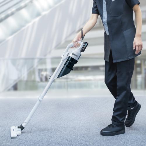 マキタ10.8V充電式クリーナCL107FD バッテリ2個、サイクロン、充電器付 マキタ 10.8V 充電式（コードレス）クリーナ CL107FDSHW 1.5Ah Li-ion