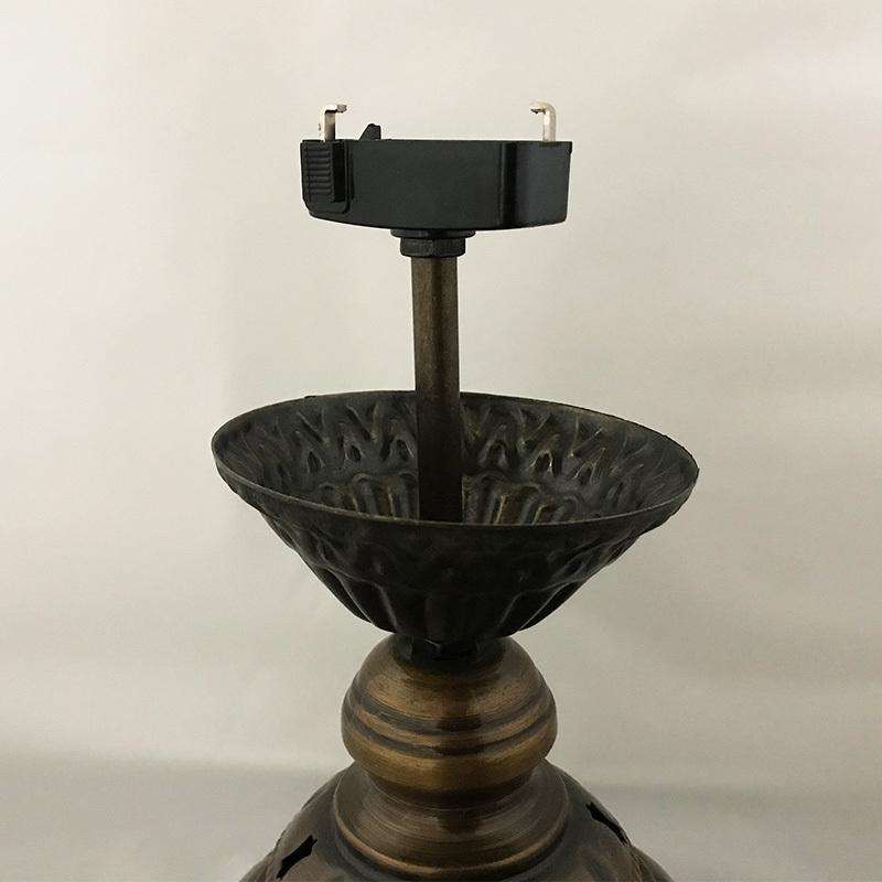 3連シャンデリア スパイラル Mサイズ  《ガラス玉：W13cm H10cm》 日本の一般的なシーリング対応！ガラス玉選べるカスタムオーダー！_3