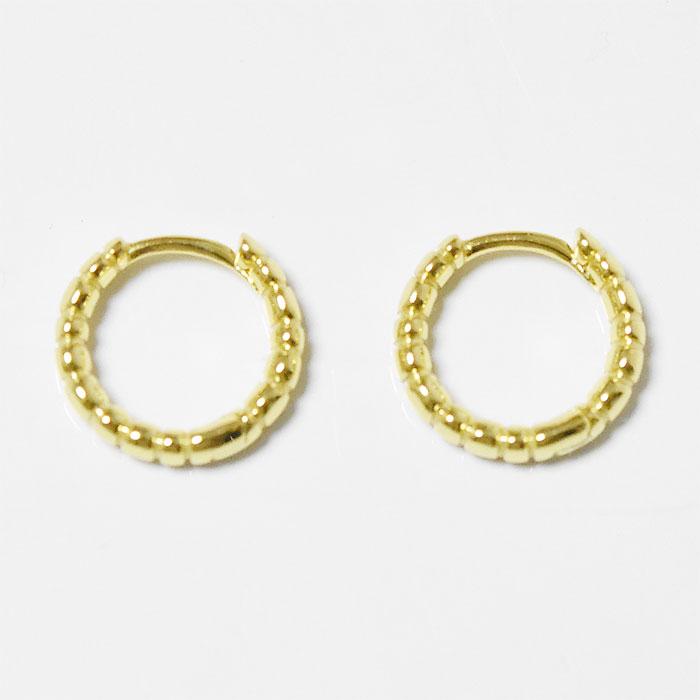 Jackie Mack ジャッキー マック 小ぶり 小さめ フープ ピアス 幅広 ゴールド 18金コーティング仕上げ APOLLO HUGGIES EARRINGS Gold_1