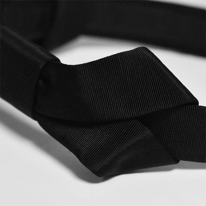 ≪Jennifer Ouellette≫ ジェニファーオーレット ブラック 黒 グログラン サイド リボン カチューシャ ヘアバンド Grosgrain Annette Bow Headband (Black)の画像