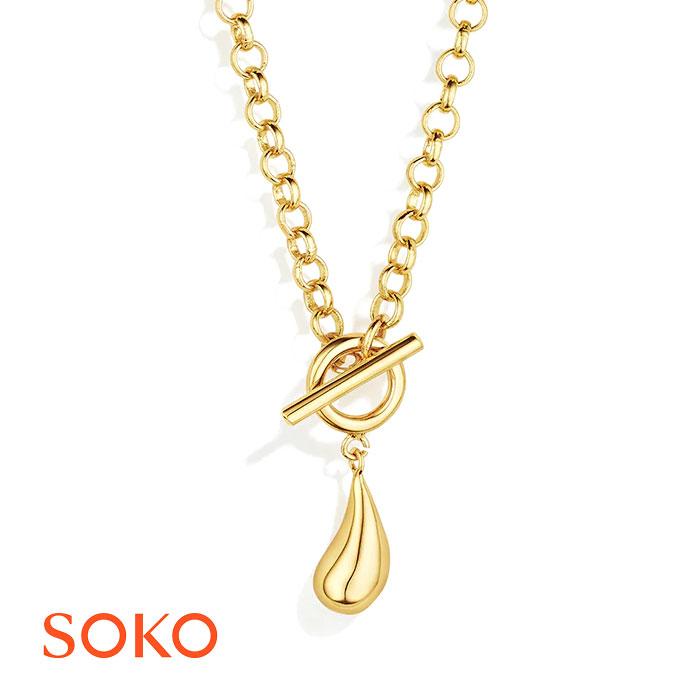 ≪SOKO≫ ソコ ティアドロップ チャーム マンテル ラリエット ネックレス 24金 ゴールドコーティング Delicate Dash Necklace (Gold)の画像