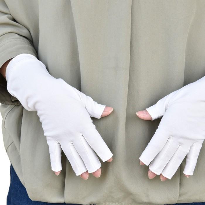 手袋 UV手袋 ショート 指切り 大豆繊維 冷感 レディース 無地 すべり止め付き /メール便送料無料 UVカット UVケア おしゃれ 母の日 |  | 03