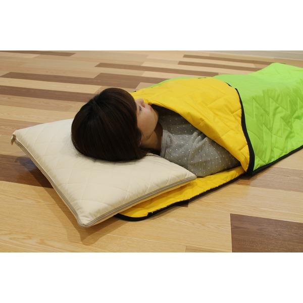 保温機能シート入り 多目的シュラフ GR／YE |  | 02