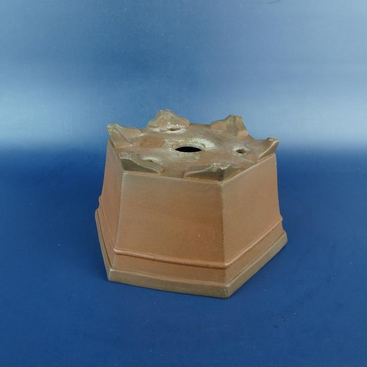 【中古】盆栽鉢 常滑 柴勝 小型 長辺 約 13.4cm 六角鉢 縁付 上帯 泥物 和鉢 現品 中古鉢の画像