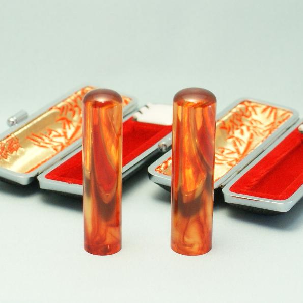 琥珀 （ こはく ）印鑑 3点セット 牛もみ皮ケース付き（ 鶴亀ケース