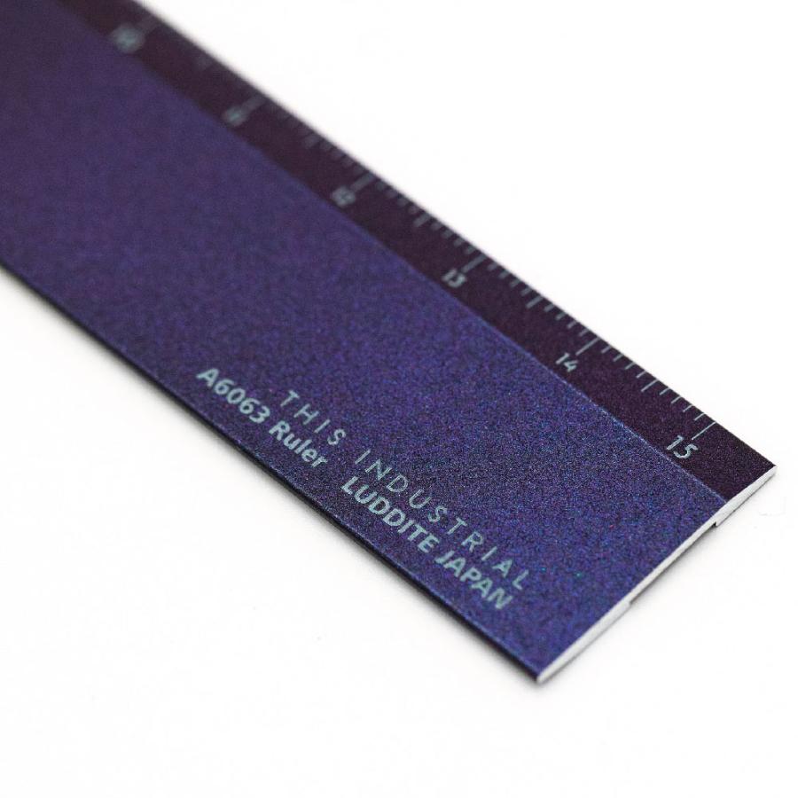 ファイナルファンタジーⅦ アルミ定規 61nxUK1GSAL._UF350,350_QL50_.jpg