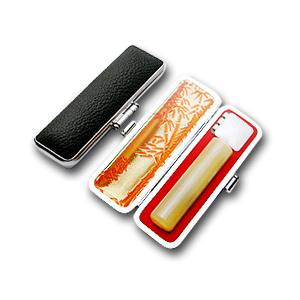 送料無料 印鑑 はんこ 銀行印 牛角 純白（芯持） 12.0mm 印鑑ケース(銀枠)付き