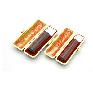 送料無料 印鑑 はんこ 実印 銀行印 MMセット 2本セット (実印：15.0mm 銀行印：13.5mm) アグニ 印鑑ケース（赤-金枠）付き