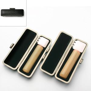 印鑑 はんこ 実印 銀行印 SSセット 2本セット (実印：13.5mm 銀行印：12mm) 牛角(純白)  印鑑ケース（ブラックメタル枠）付き 個人用 ハンコ 判子 送料無料