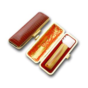 印鑑 はんこ 実印 牛角 中色（芯持） 18mm トカゲ皮ケース(金枠)付き 個人印鑑 ハンコ 判子 名前 送料無料