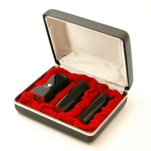 印鑑 はんこ 会社設立 Cセット (寸胴) (実印：18mm 銀行印：16.5mm 角印：21mm) 黒水牛 (芯持) (専用ケース付) 法人印鑑 3本セット 送料無料