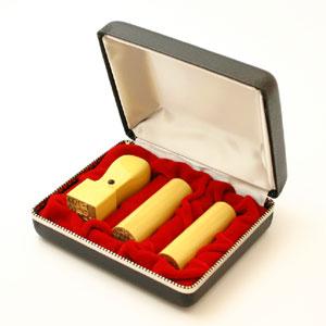 印鑑 はんこ 会社設立 Cセット (寸胴)  (実印：18mm 銀行印：16.5mm 角印：24mm) 薩摩本柘 (専用ケース付) 法人印鑑 3本セット 送料無料