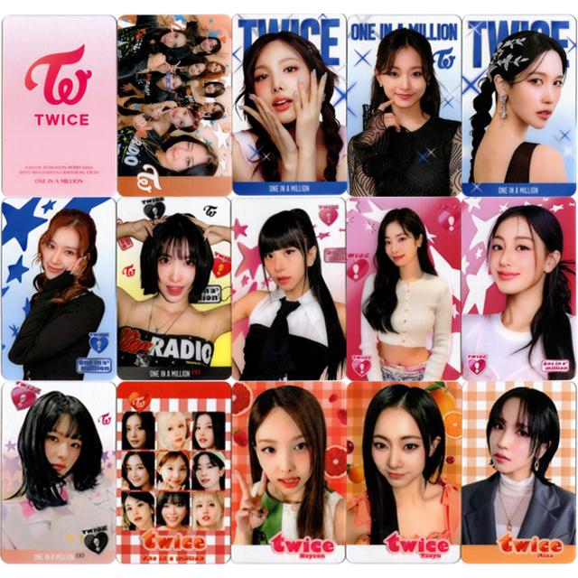 送料無料・速達】 TWICE グッズ - 透明 フォト トレカ カード