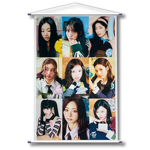 TWICE グッズ　アルバム特典　タペストリー TWICE (トゥワイス) 大型 タペストリー (LARGE TAPESTRY) 90cm x 60cm