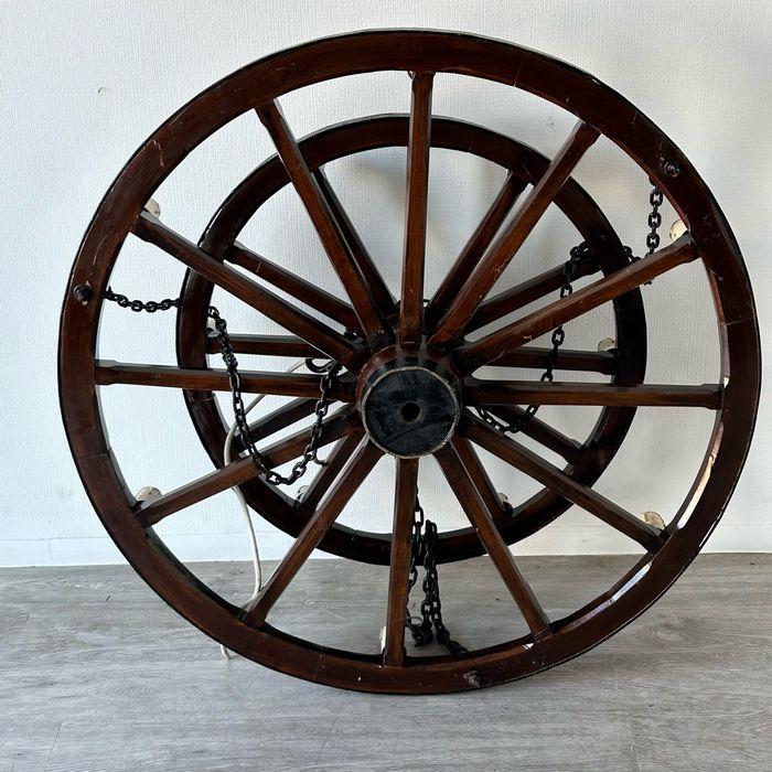 アンティーク 家具 シャンデリア 12灯 車輪 照明 天井照明 英国 138A 最新作，送料無料】 アンティーク 家具 シャンデリア 12灯 車輪 照明