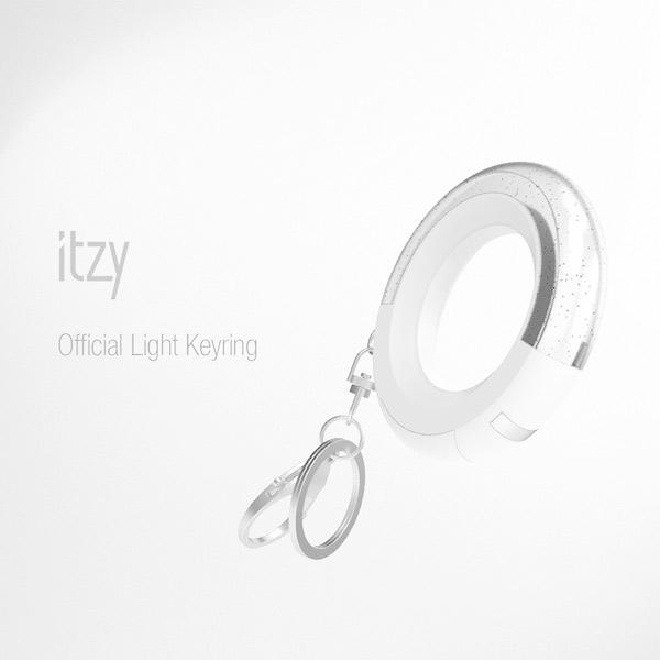 ITZY イッジ LIGHT KEYRING オフィシャルライトキーリング 公式
