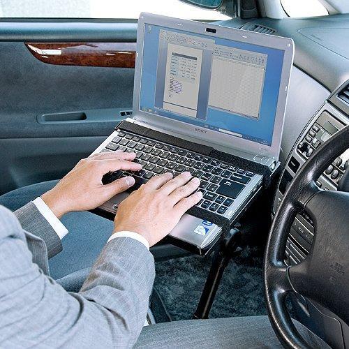 25【新品未使用】 イーサプライ 車載 用 ノートPC スタンド CAR LAPTOP HOLDER EEA-CLH-100N 【C2042358960】(10321円)