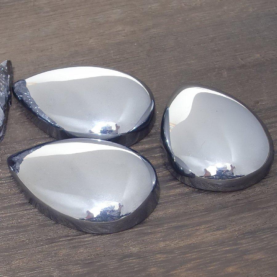 テラヘルツ鉱石 水滴型（約）20g（1個）自然治癒力 握り石【送料無料】 |  | 01