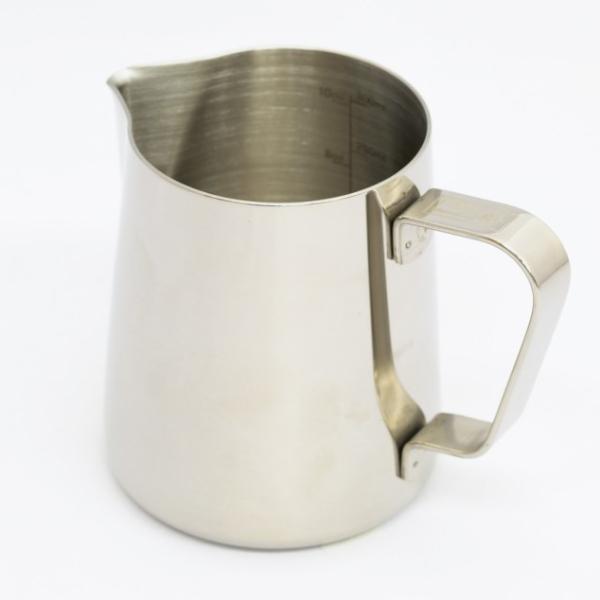 FBC ハンドルトップ ロゴ ラテアートピッチャー 12oz. | ブランド登録なし