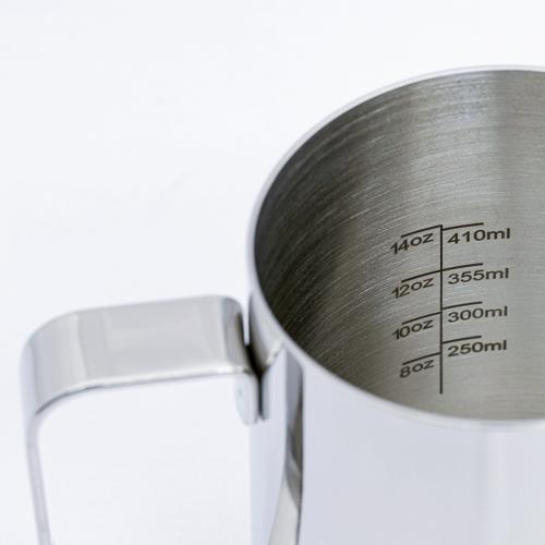 Rhinowares 内側2ヶ所目盛り付き ラテアートピッチャー 20oz. | ブランド登録なし | 04