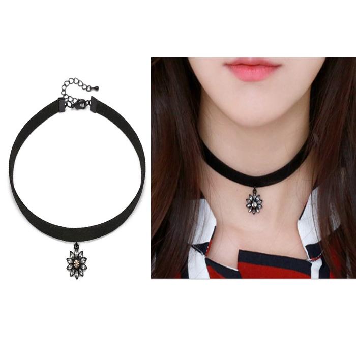 ブラックモアズナイト ツアーグッズ チョーカー/ペンダント 未開封 ブラックモアズナイト ツアーグッズ チョーカー/ペンダント 未開封