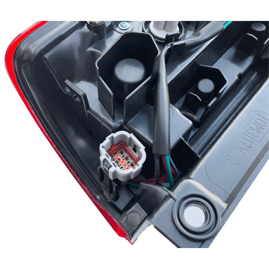 日産 NV350 キャラバン E26系 後期用 ファイバーLEDテールランプ