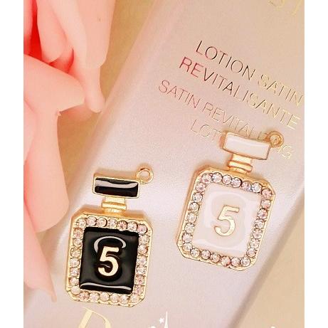 香水瓶 数字5 チャーム デコパーツ アクセサリーパーツ 1個入り 