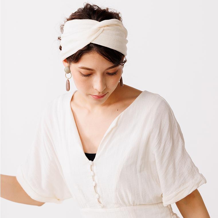 ヘアバンド 洗顔 スポーツ 汗止め ターバン ヘアターバン ヘアバンド 幅広 レディース クロス 大人 シルク ヘアアクセサリー |  | 17