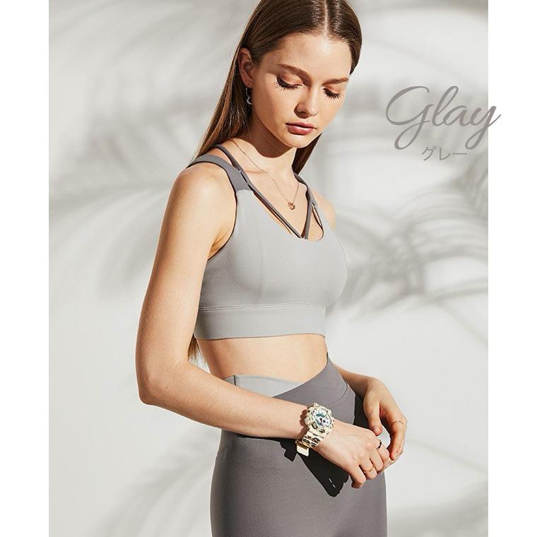 Lee.che 半額 ブラトップ ヨガウェア トップス カップ付き