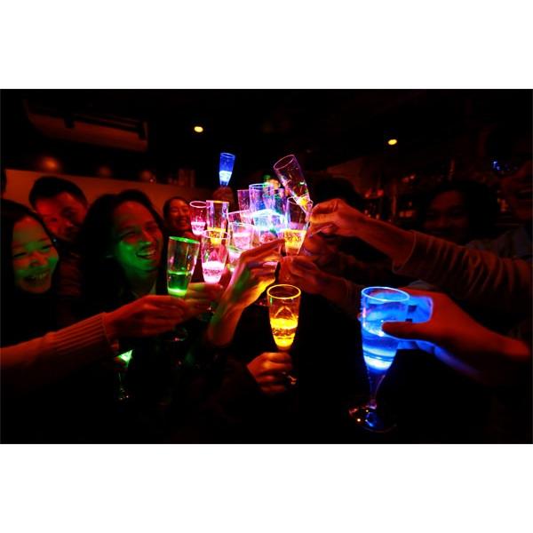 オレンジ 1脚 Bar Led おしゃれ お洒落 ウエディング グラス シャンパングラス バー パーティーグッズ ホームパーティー 光る 光るグラス 結婚式 誕生日 最大47 Offクーポン 光る