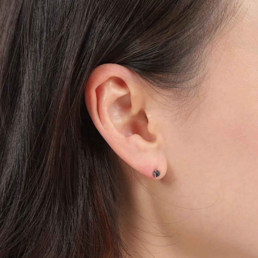プラチナ ピアス ブラックダイヤモンド 一粒 4mm 0.2ct ローズカット