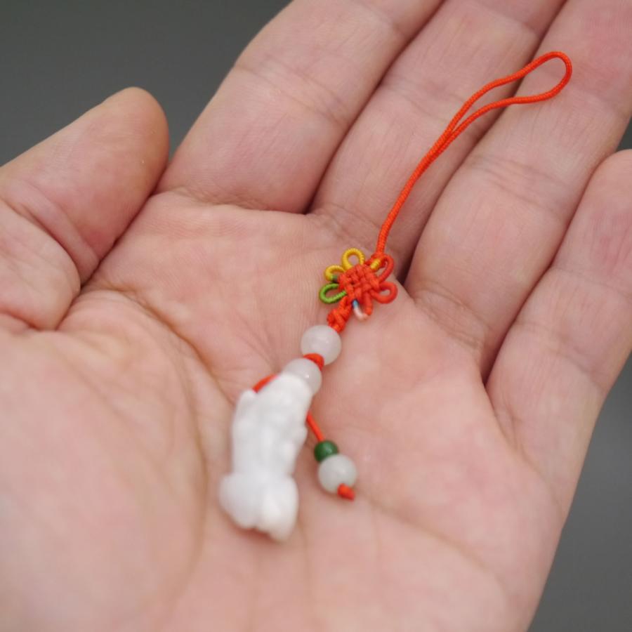 貔貅ヒキュウの翡翠ストラップ エスニック アジアン 輸入雑貨