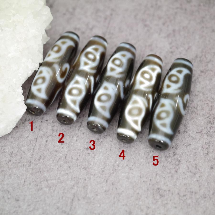 仏龍眼天珠　梵字　約4cm 1点物 最高品質 4A至純天珠 佛龍眼梵字天珠 ブツリュウガンボンジテン